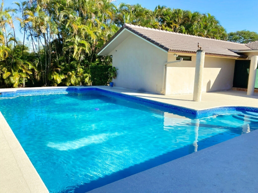 pool-resurfacing-midnite-blue