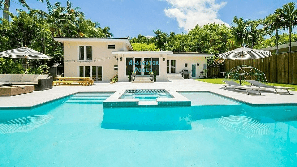 recently completed swimming pool remodeling project in palmetto bay florida by Alligator pools